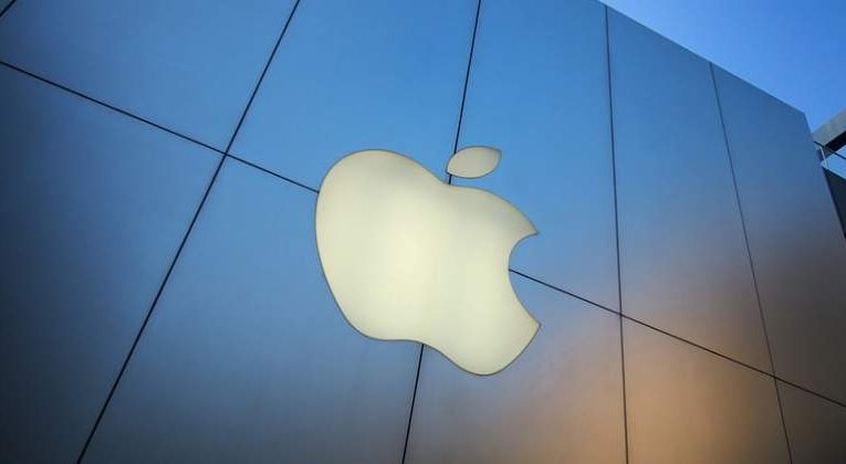 JP Morgan Recommends Entering Apple Before Autumn